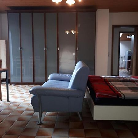 Karl-Stieler-Str. One Room In A 2 Room Appartment ; Lot Space Bruckmuhl Luaran gambar